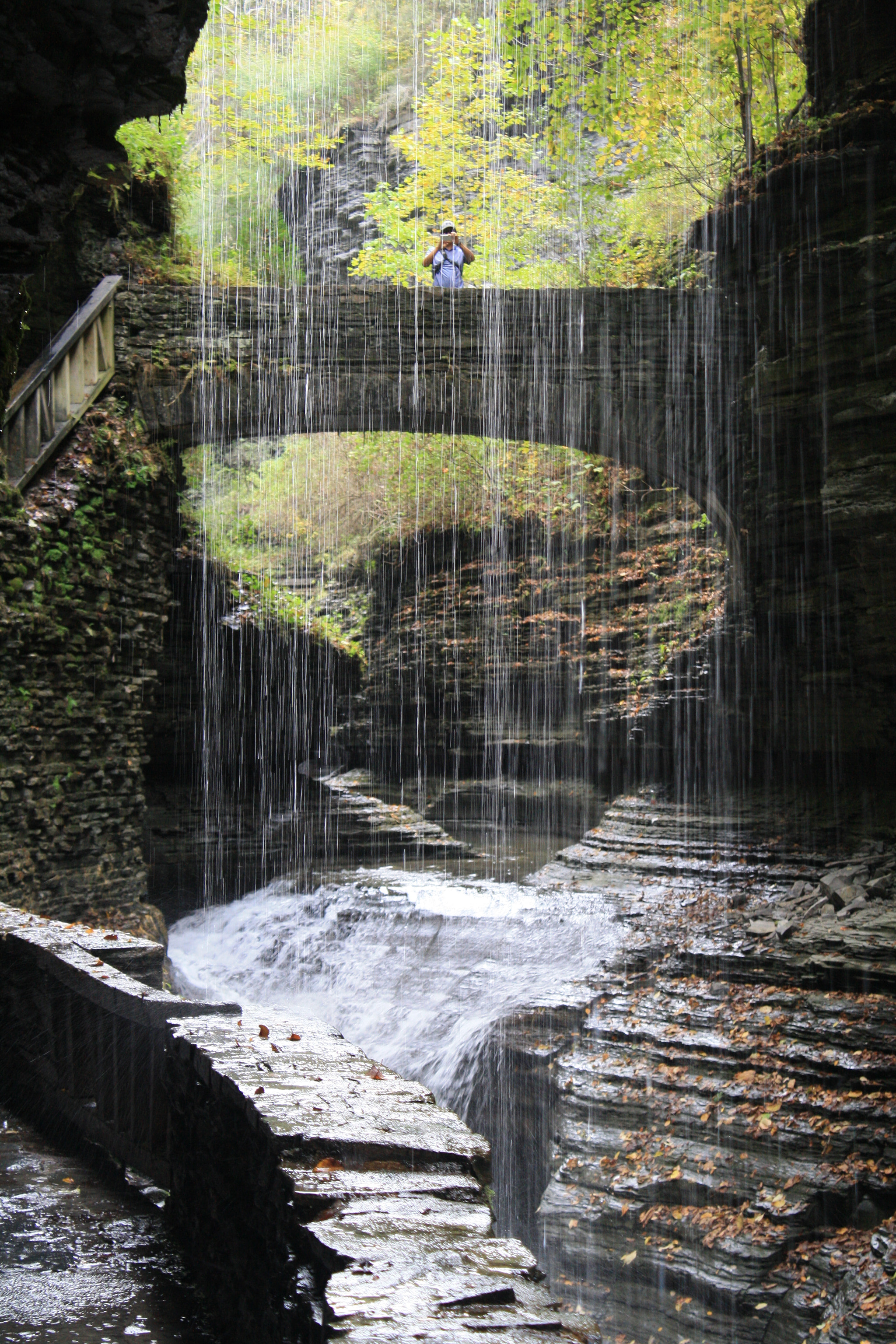 Canon EOS 1000D (EOS Digital Rebel XS / EOS Kiss F) sample photo. Watkins glen state park photography
