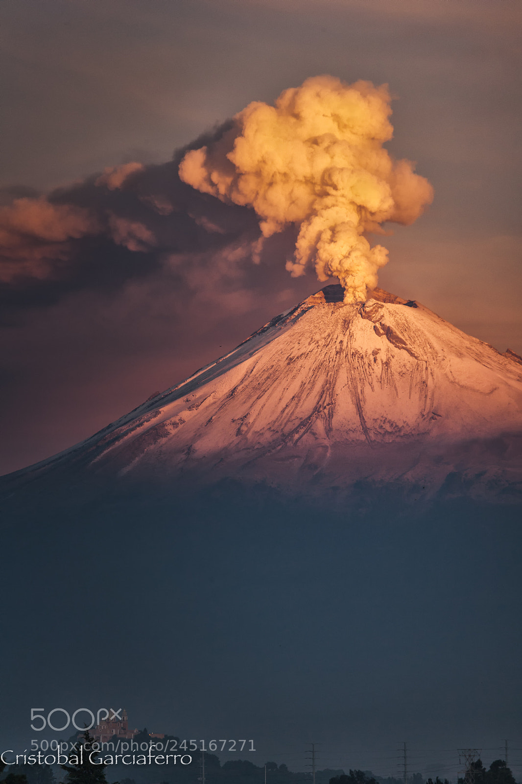 Canon EOS-1Ds Mark II sample photo. Angry volcano photography