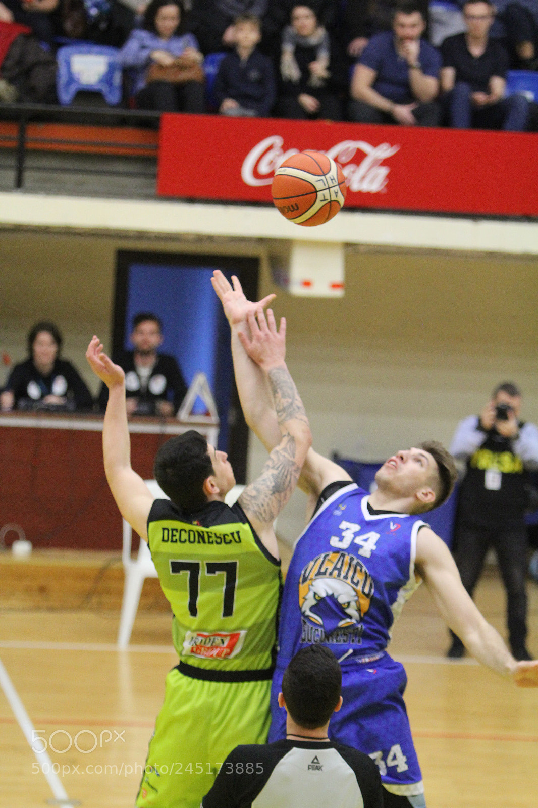 Canon EOS 60D sample photo. Jump ball photography