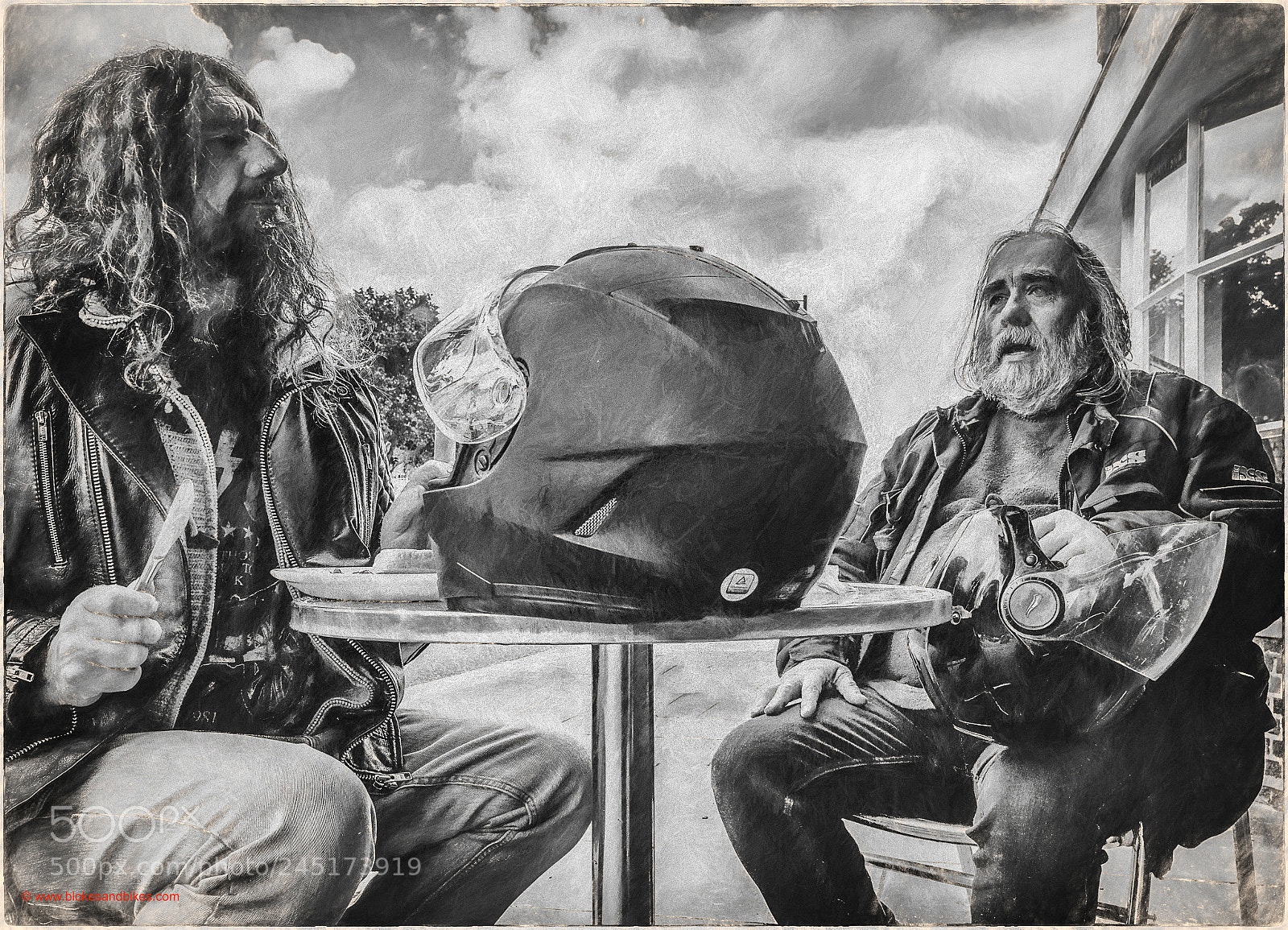 Olympus OM-D E-M1 Mark II sample photo. The helmet photography