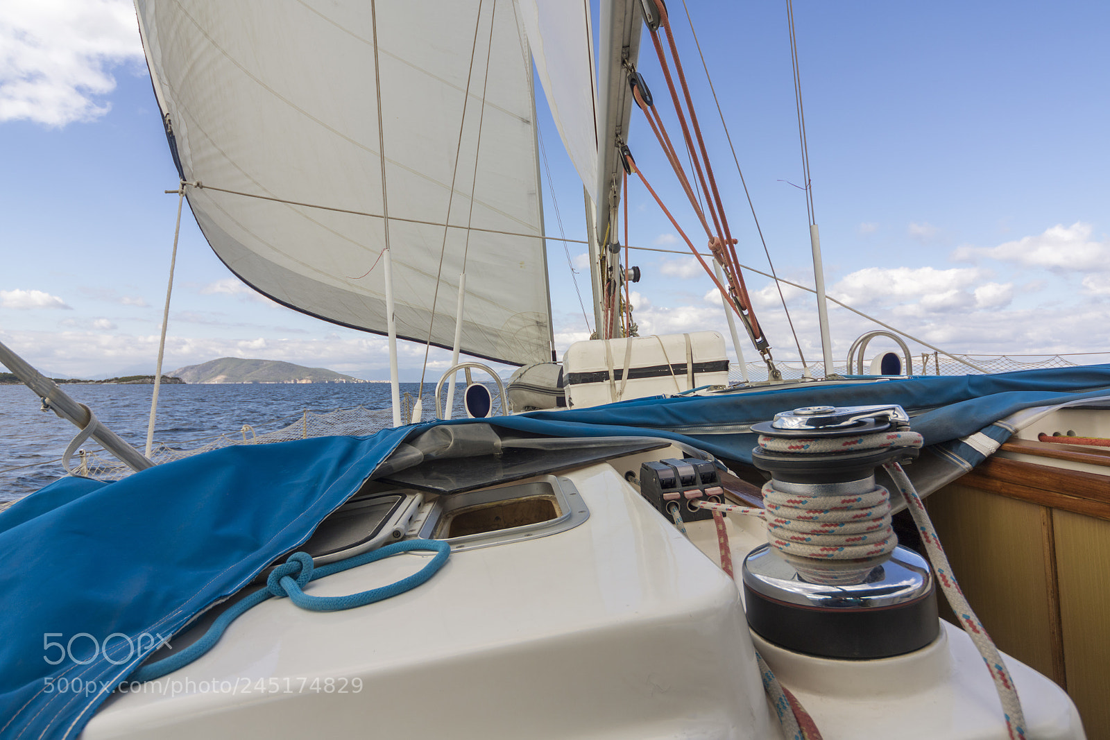 Canon EOS 760D (EOS Rebel T6s / EOS 8000D) sample photo. Yacht during the incredible photography