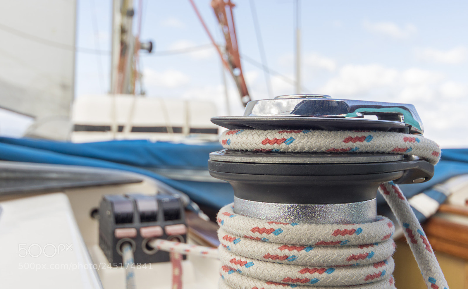 Canon EOS 760D (EOS Rebel T6s / EOS 8000D) sample photo. Yacht during the amazing photography