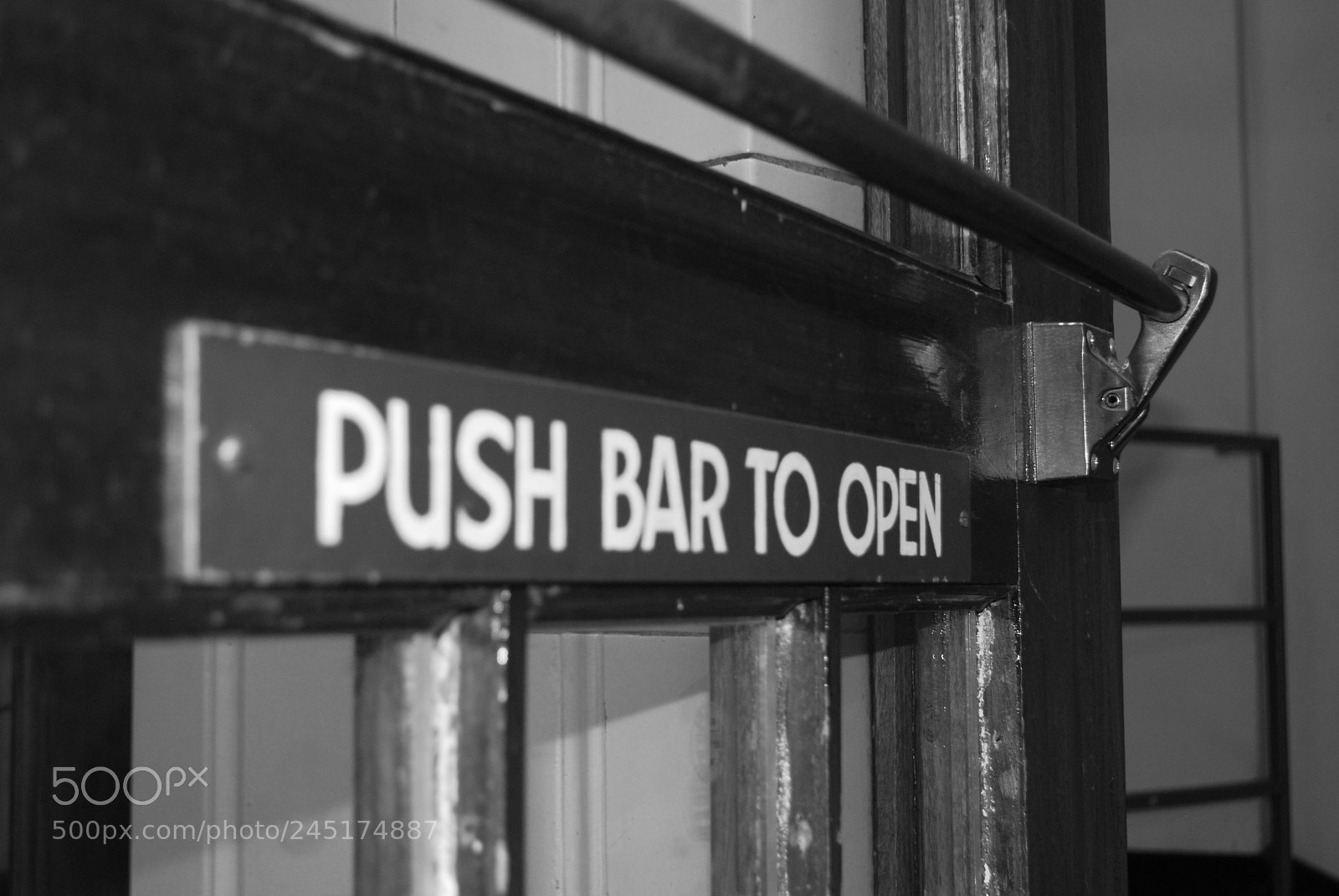 Nikon D60 sample photo. Push bar to open photography