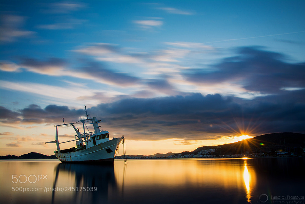 Nikon D7100 sample photo. The ship. photography