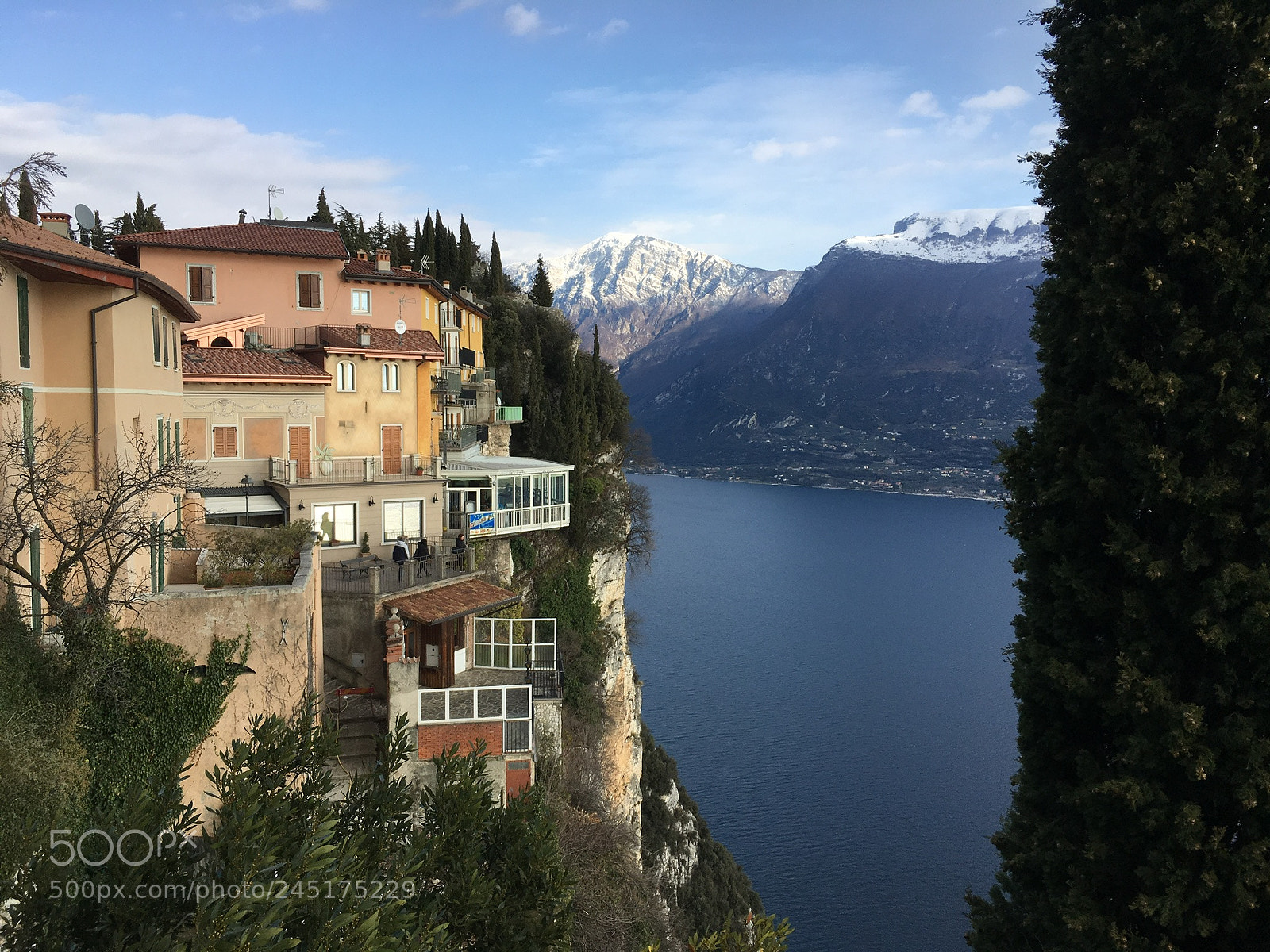 Apple iPhone 6s sample photo. Tremosine - lago di photography
