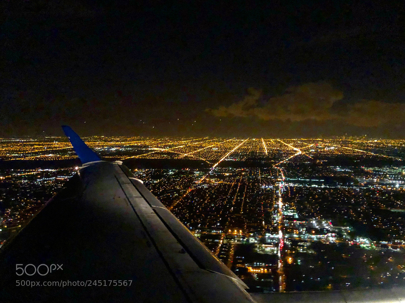 Apple iPhone 8 Plus sample photo. Chicago by night. photography