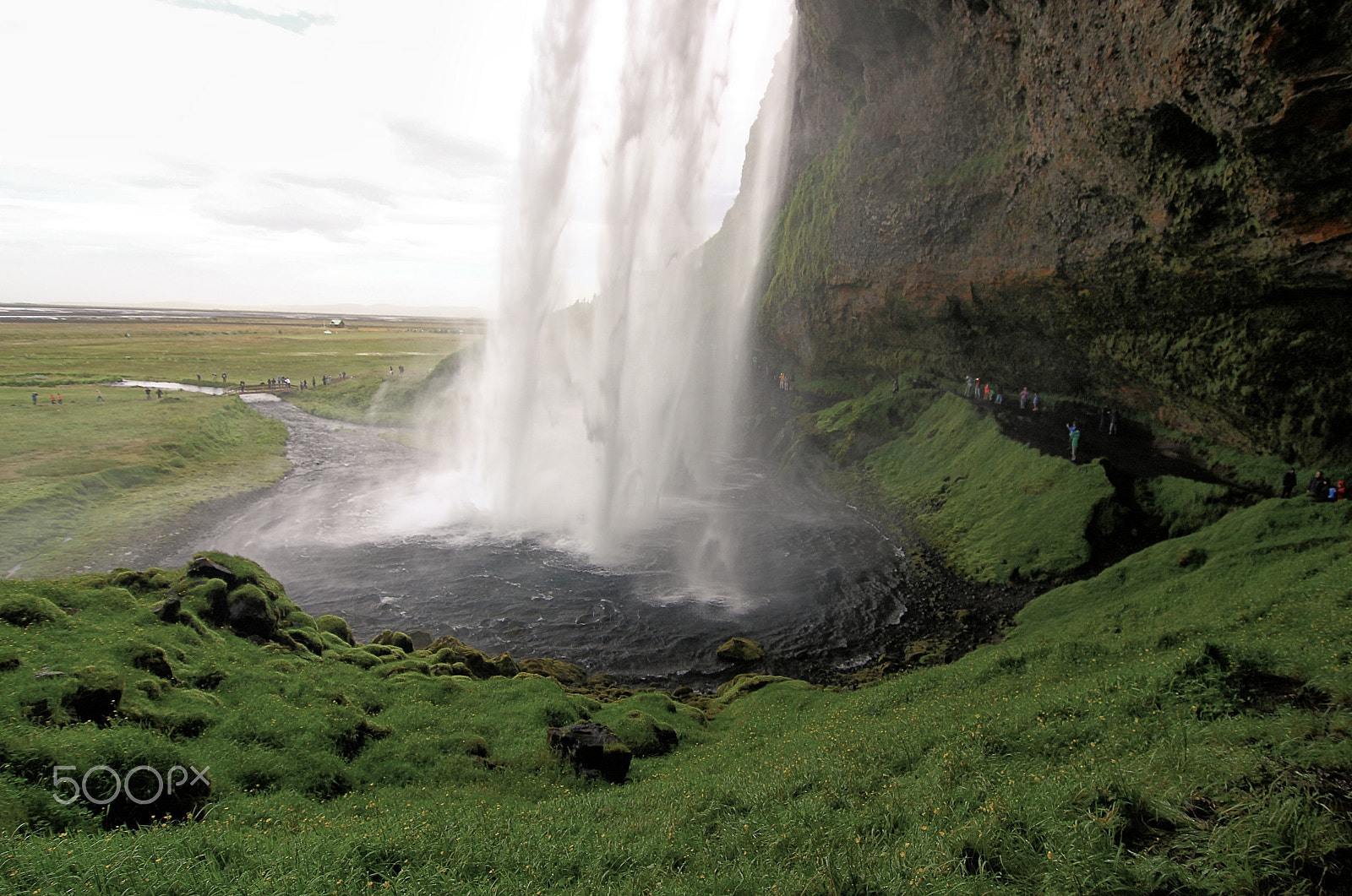 Canon EOS 550D (EOS Rebel T2i / EOS Kiss X4) sample photo. Iceland seljandfoss behind the curtain photography