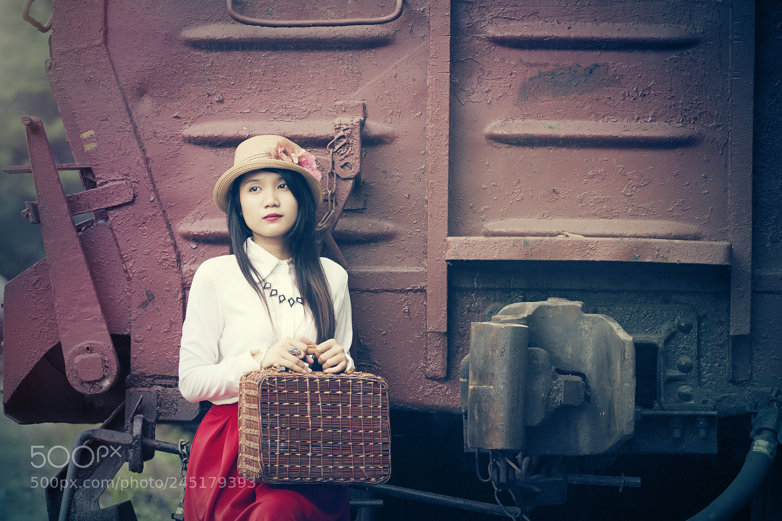Canon EOS 60D sample photo. Station photography