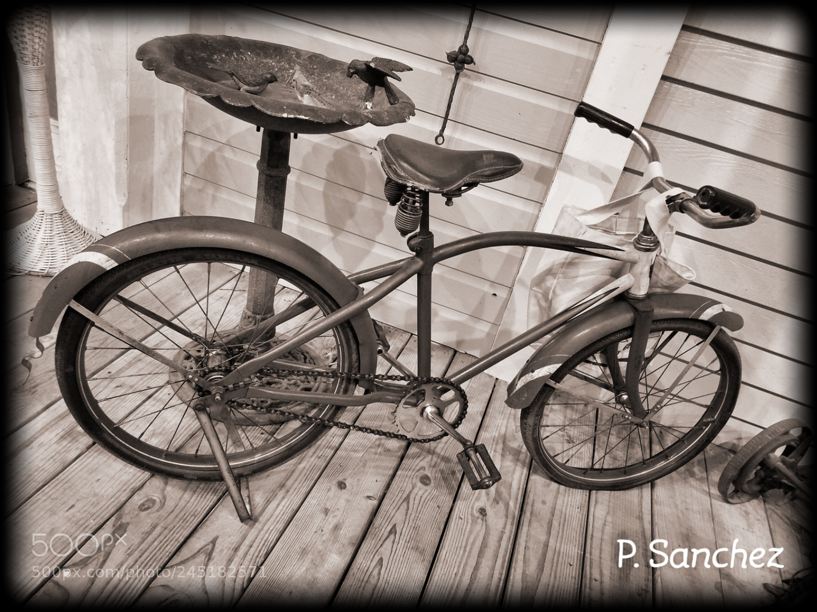 Samsung Galaxy S7 sample photo. Old bike photography