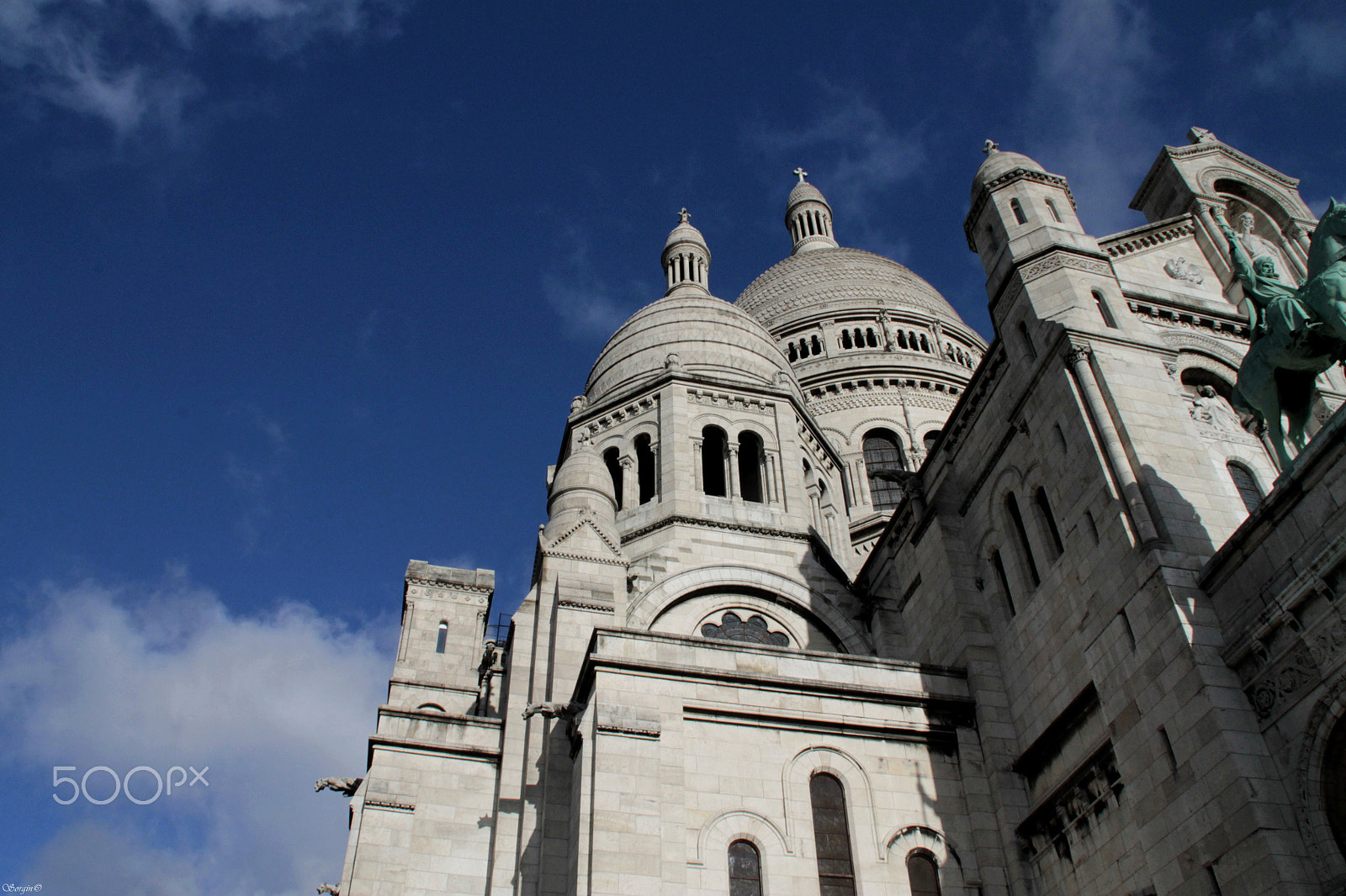 Canon EOS 1100D (EOS Rebel T3 / EOS Kiss X50) + Tamron AF 18-200mm F3.5-6.3 XR Di II LD Aspherical (IF) Macro sample photo. Sacre coeur, montmartre photography