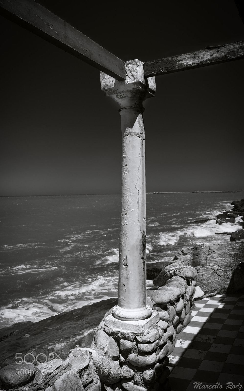 Fujifilm X-T2 sample photo. On the edge of photography