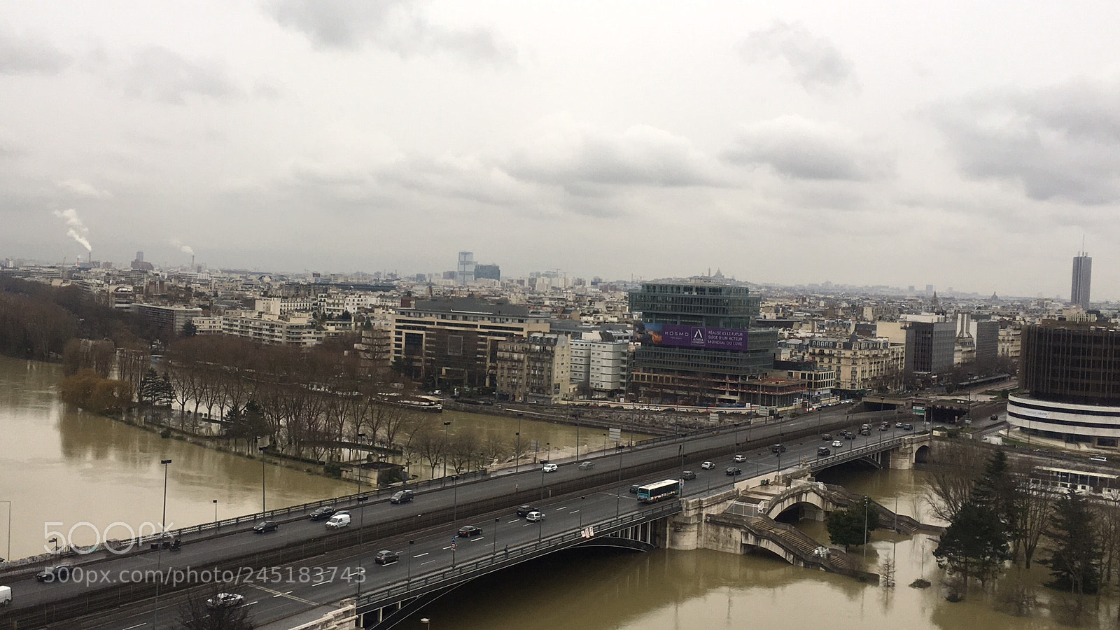 Apple iPhone 6s sample photo. Paris sous l’eau ⚜️ photography