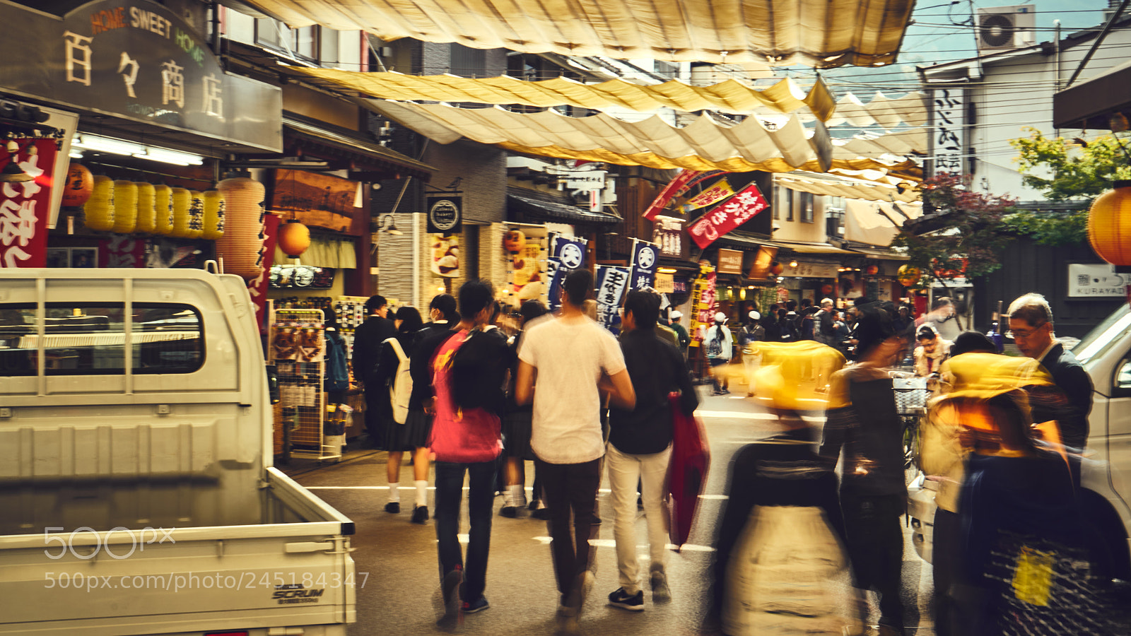 Sony a6500 sample photo. Miyajima market photography