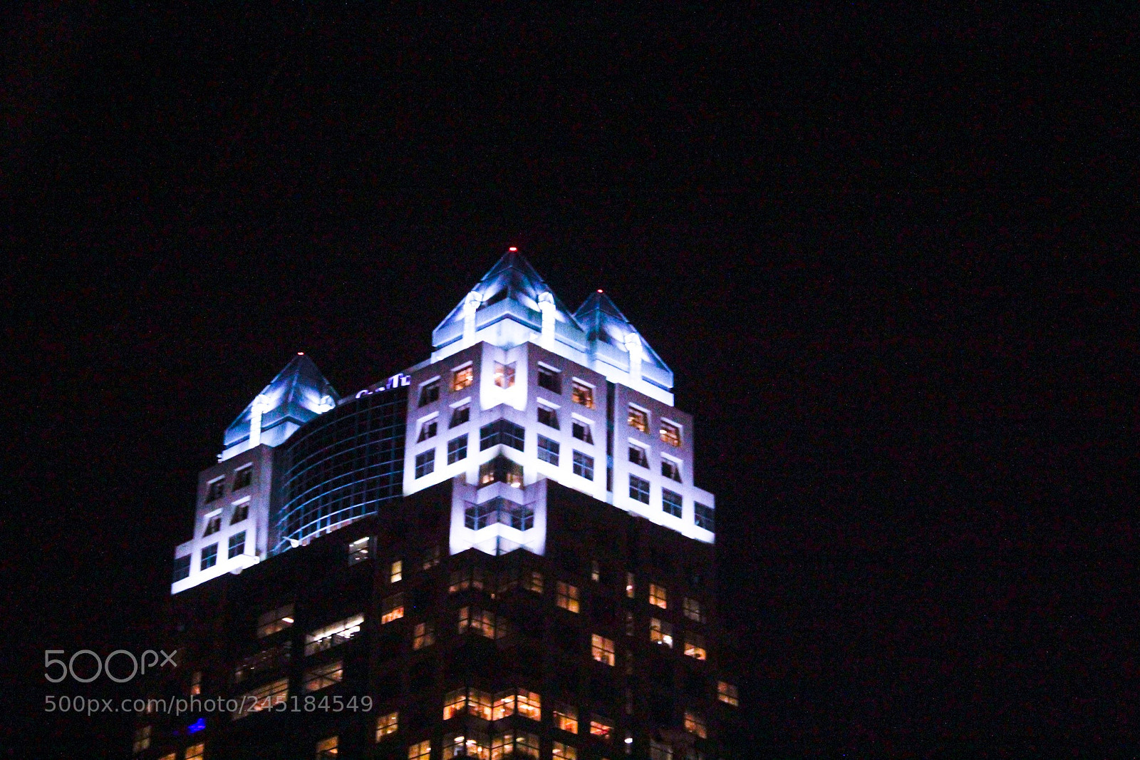 Canon EOS 600D (Rebel EOS T3i / EOS Kiss X5) sample photo. City lights photography