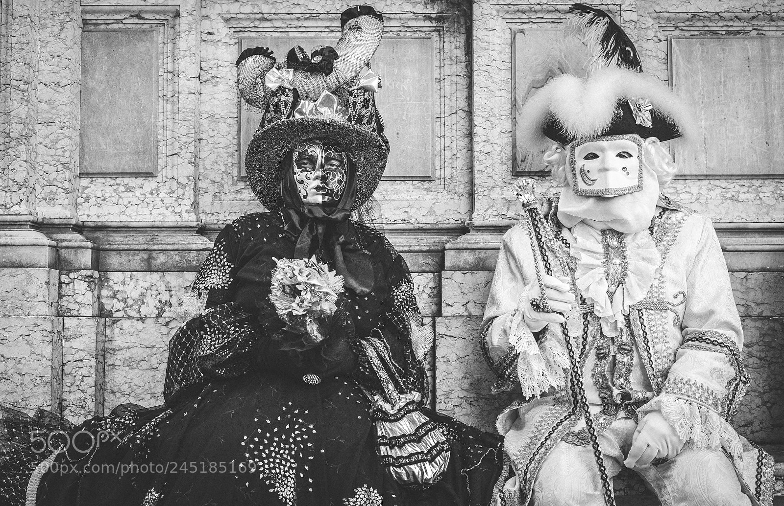 Nikon D700 sample photo. Couple of carnival masks photography