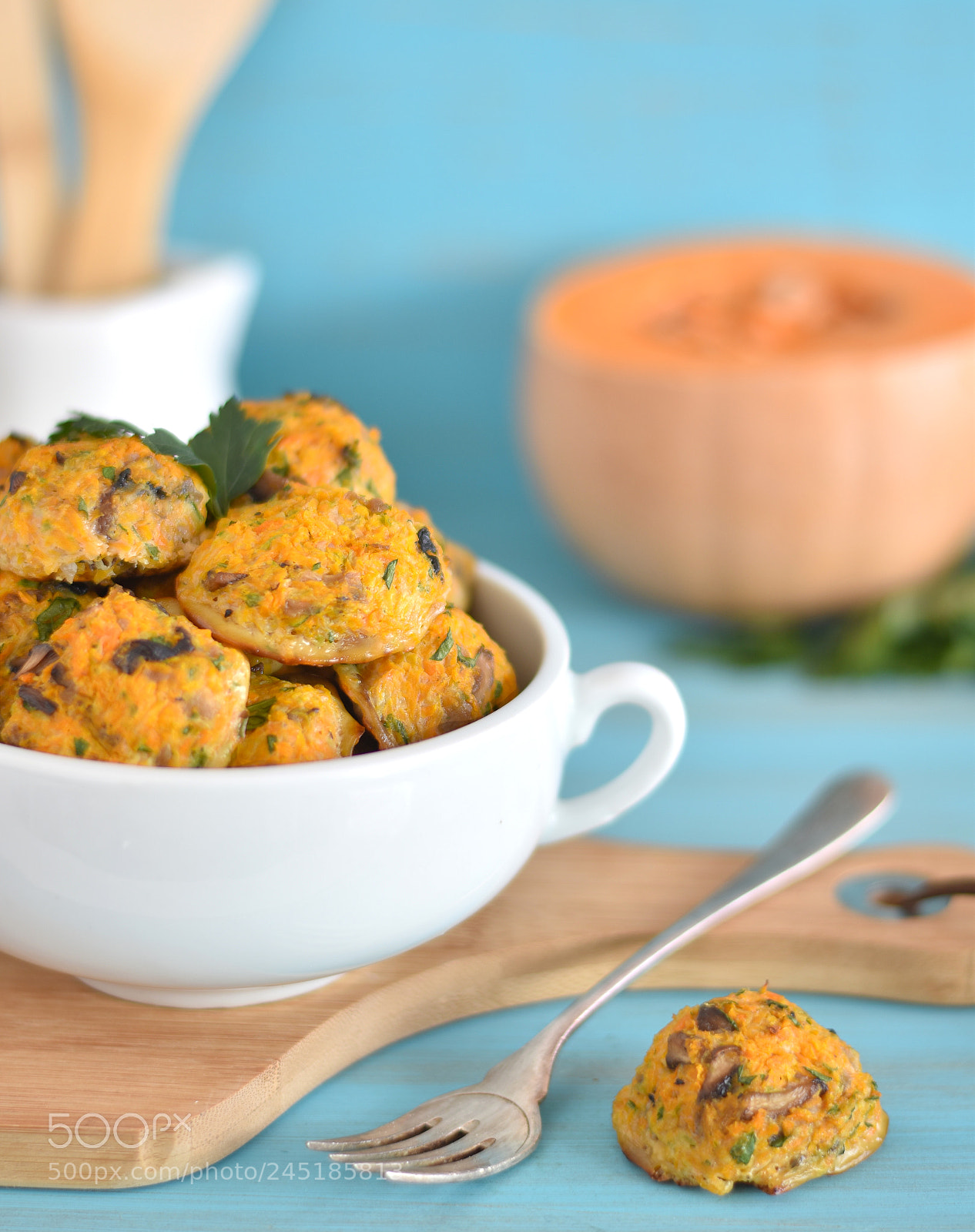 Nikon D5600 sample photo. Butternut squash zucchini mushroom photography