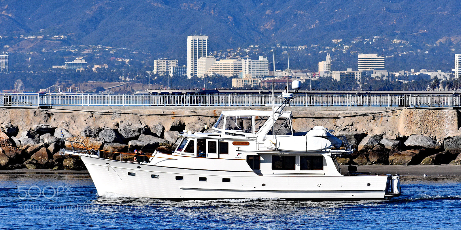 Nikon D7200 sample photo. Powerboat cruising marina channels photography