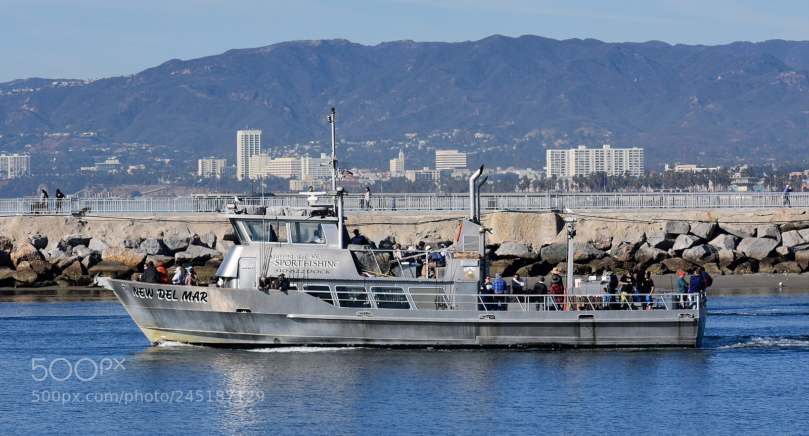 Nikon D7200 sample photo. Fishing boat going out photography