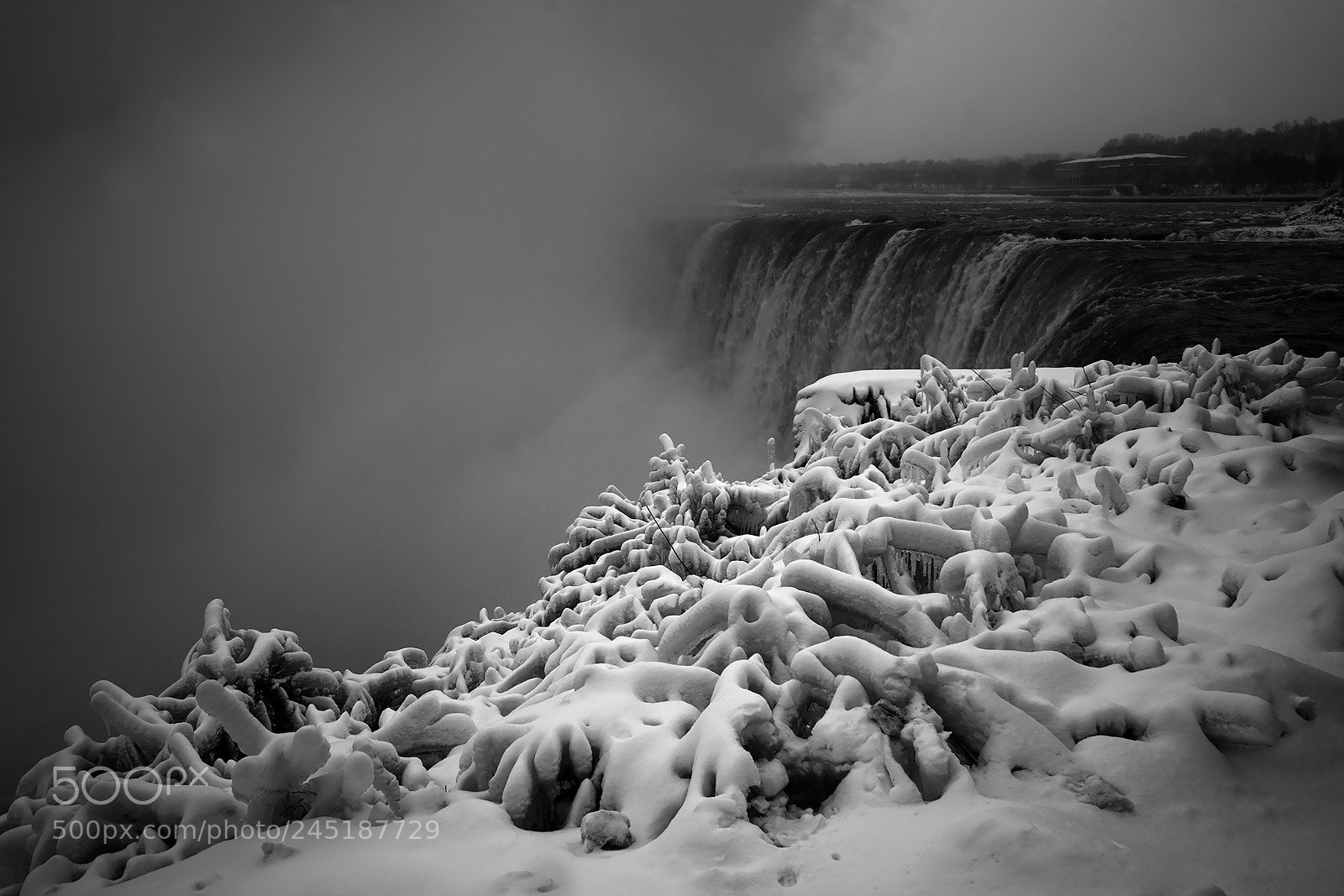 Sony a7R II sample photo. Frozen niagara photography