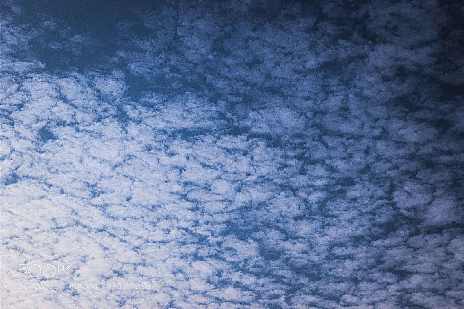 Canon EF-S 18-135mm F3.5-5.6 IS sample photo. Clouds - this morning photography