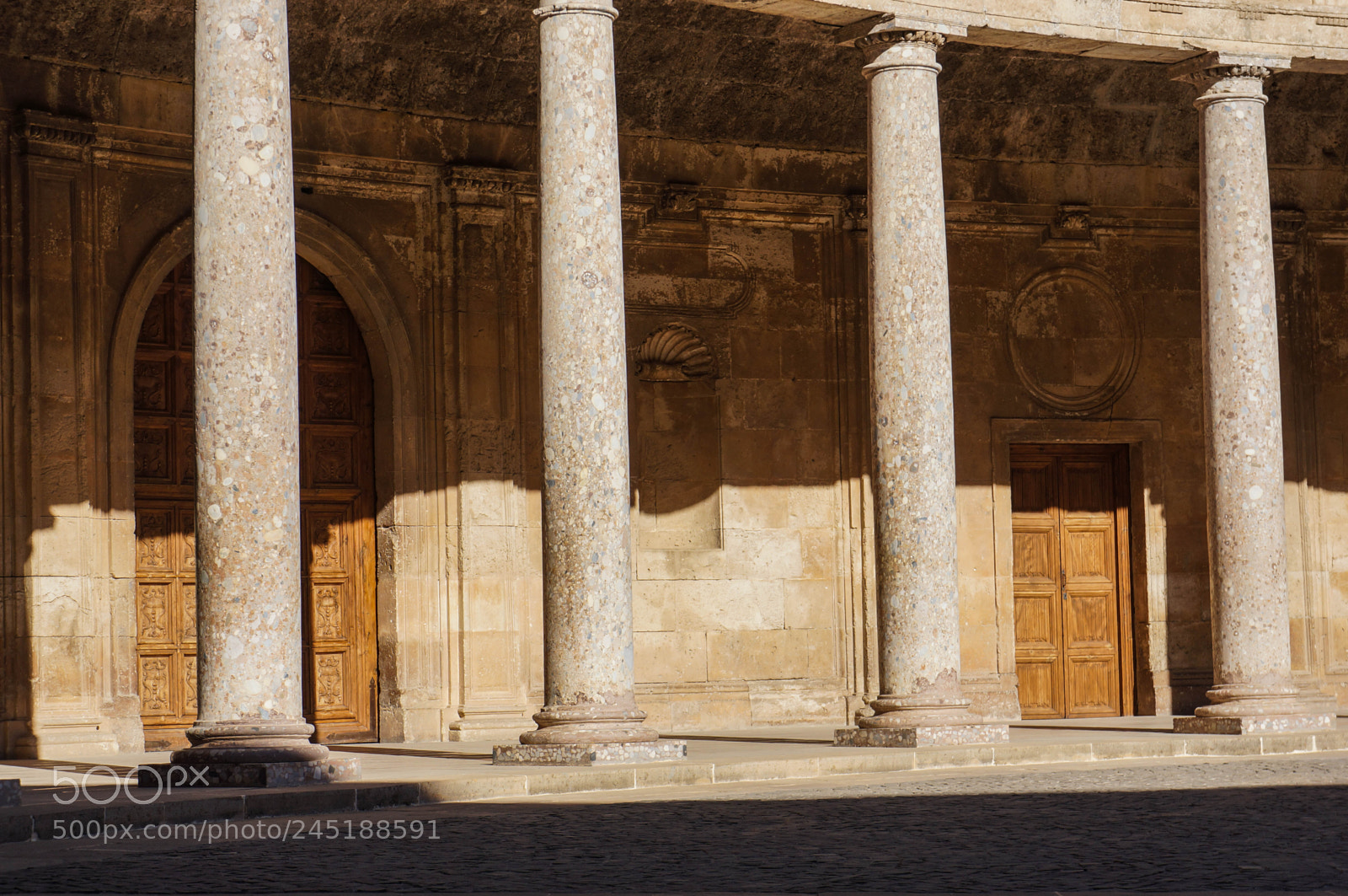 Sony Alpha NEX-5N sample photo. Columns photography