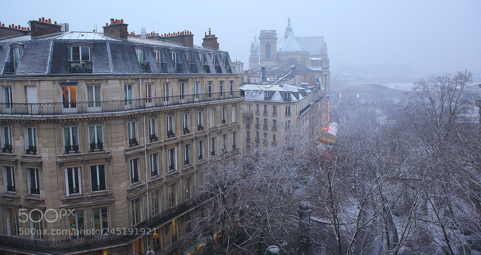 Canon EOS 5D sample photo. Paris les halles under photography