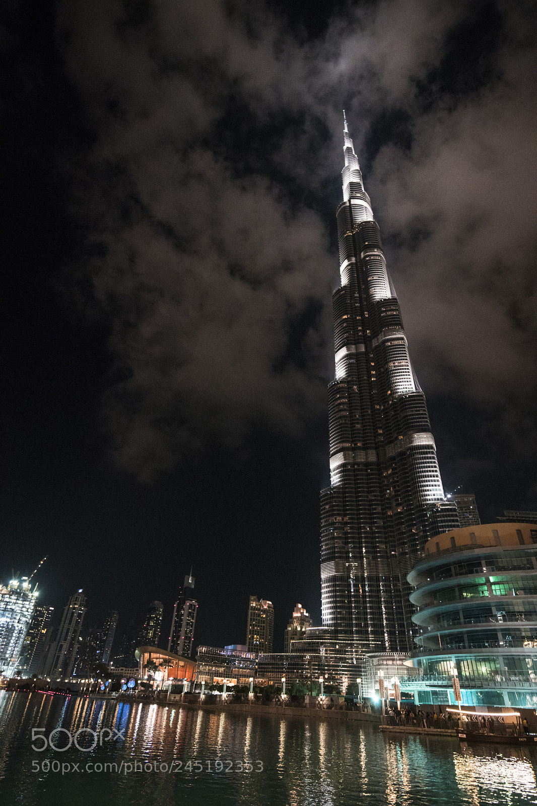 Canon EOS 6D Mark II sample photo. Burj khalifa night lights photography