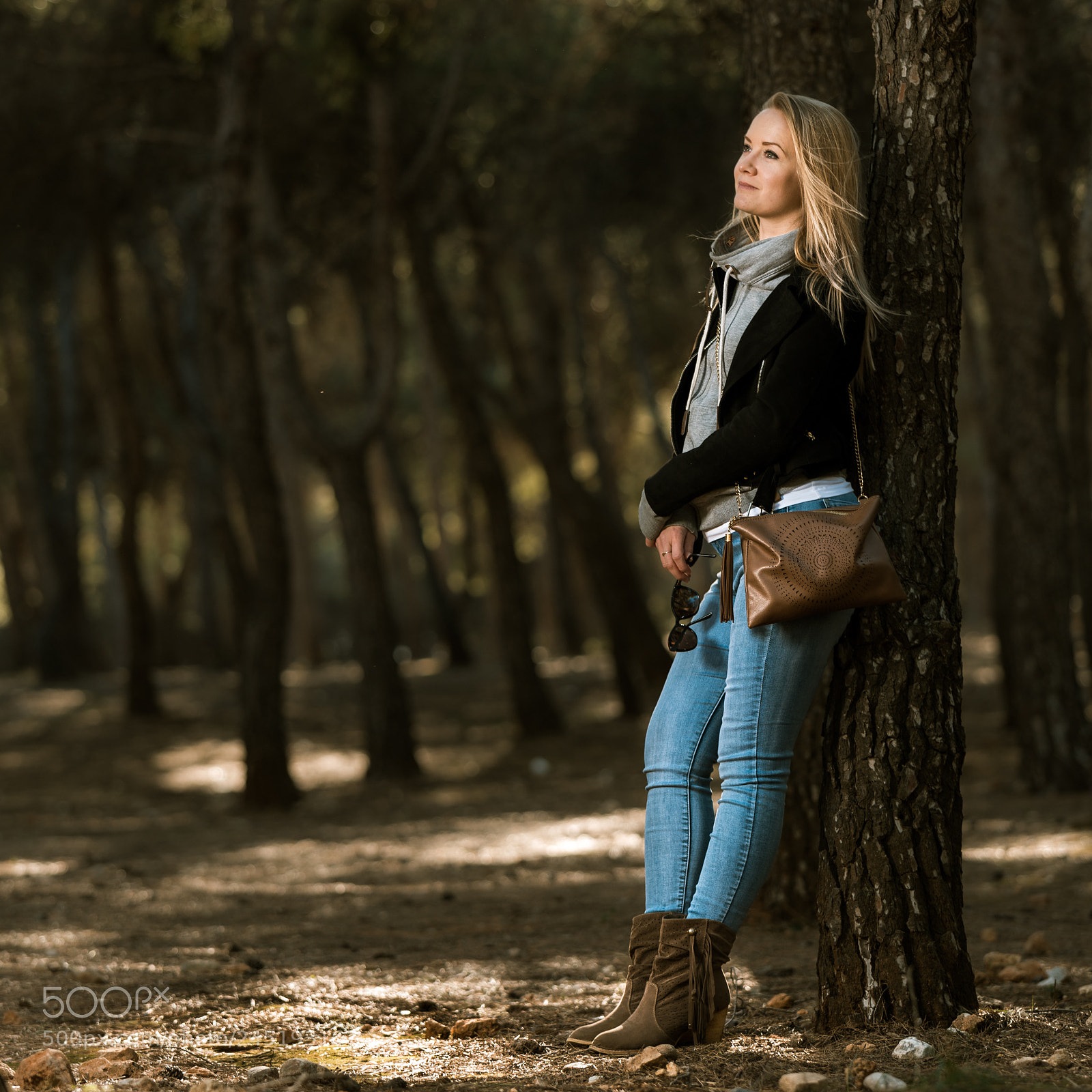 Nikon D810 sample photo. Girl in the forest photography