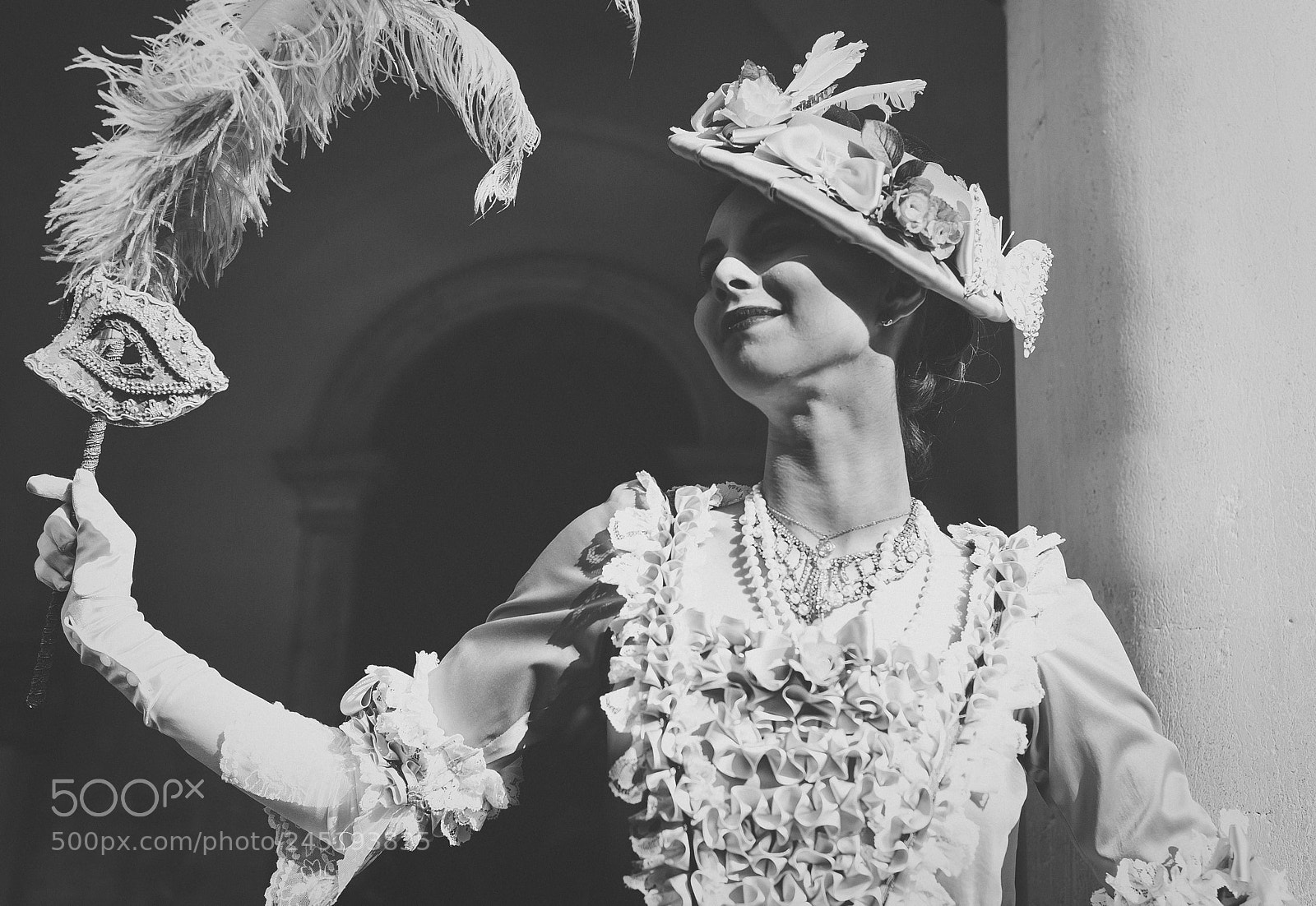 Nikon D700 sample photo. Masked girl in venice photography