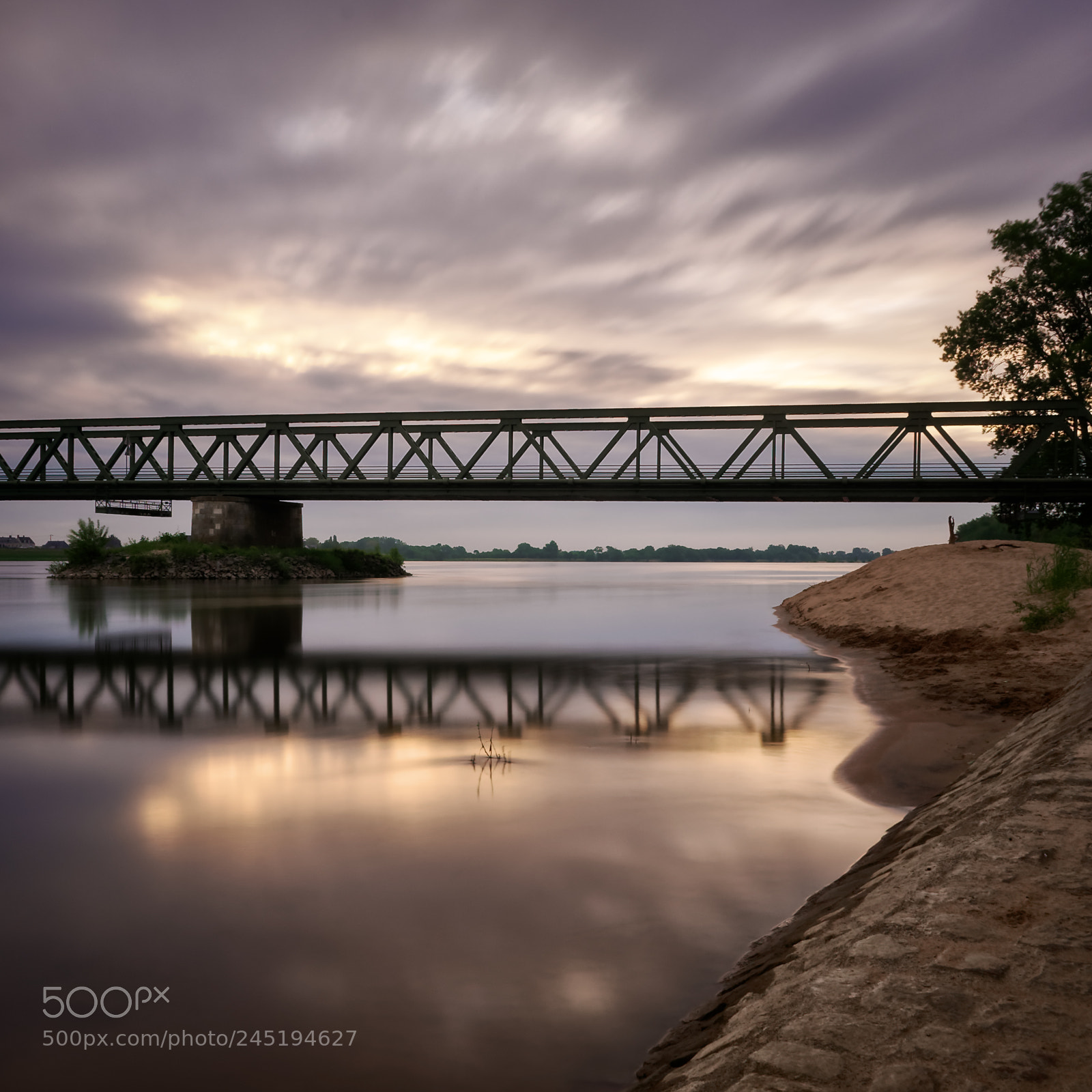 Nikon D300 sample photo. Bridge over the loire photography