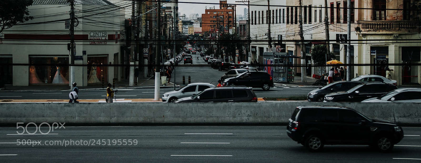 Canon EOS 600D (Rebel EOS T3i / EOS Kiss X5) sample photo. Blurred lines photography