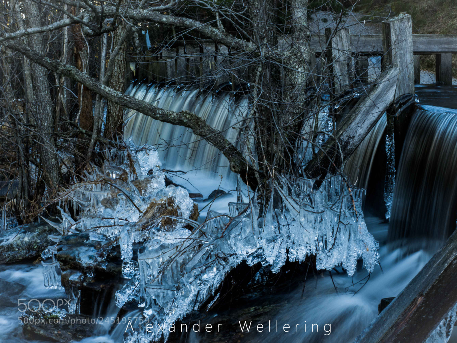 Olympus OM-D E-M5 II sample photo. Running water photography