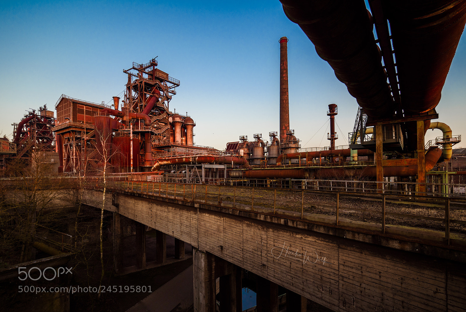 Olympus OM-D E-M1 Mark II sample photo. Industrial park photography