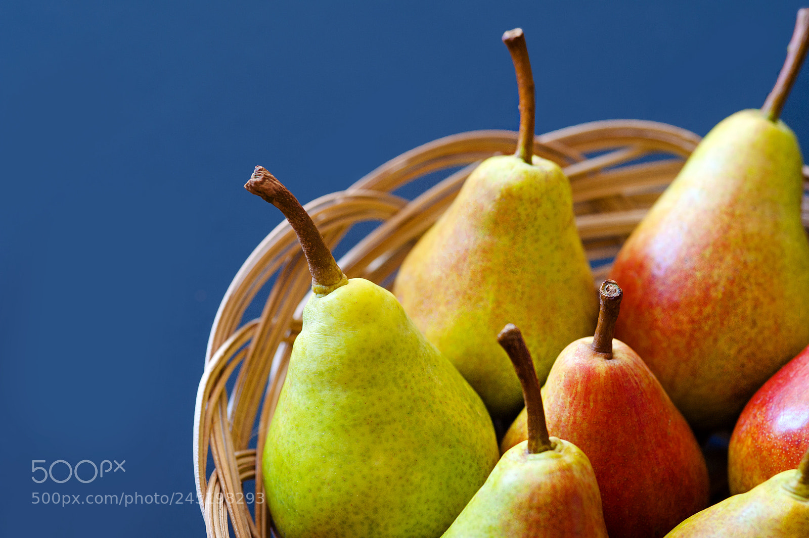 Nikon D700 sample photo. Pears. pears harvest. fruit photography