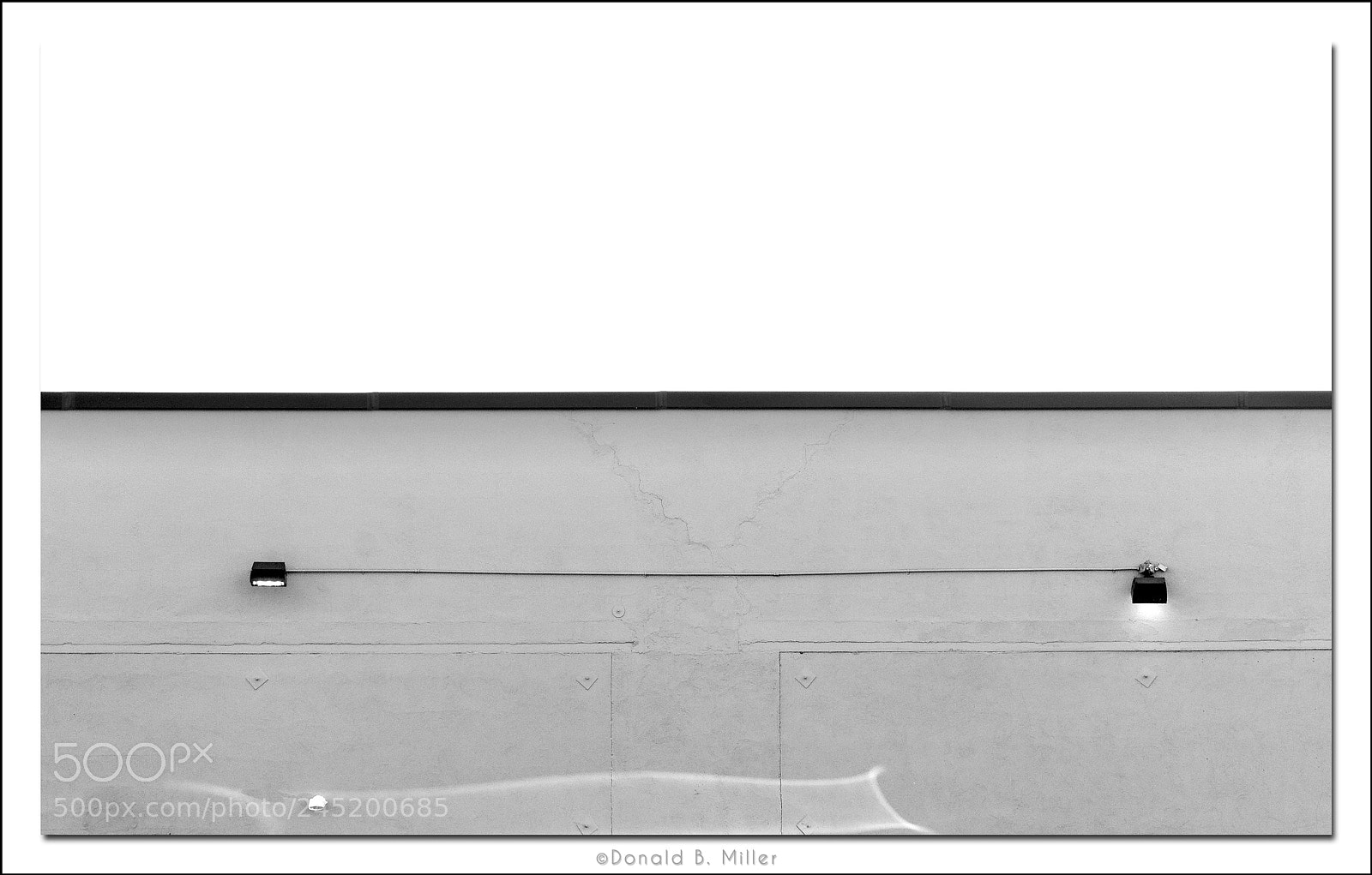 Canon EOS 600D (Rebel EOS T3i / EOS Kiss X5) sample photo. Negative space photography
