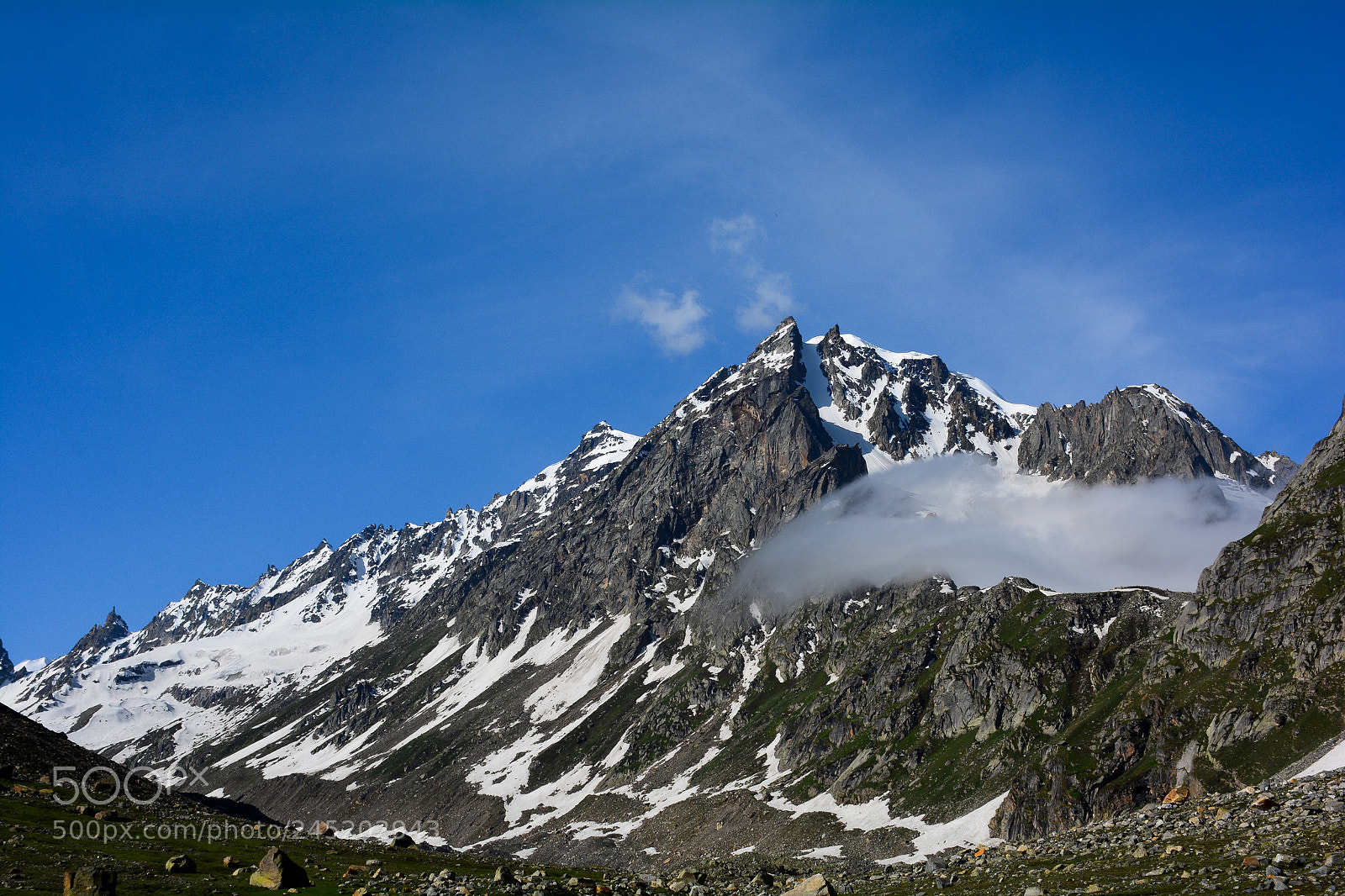 Nikon D5200 sample photo. Clicked on the way photography
