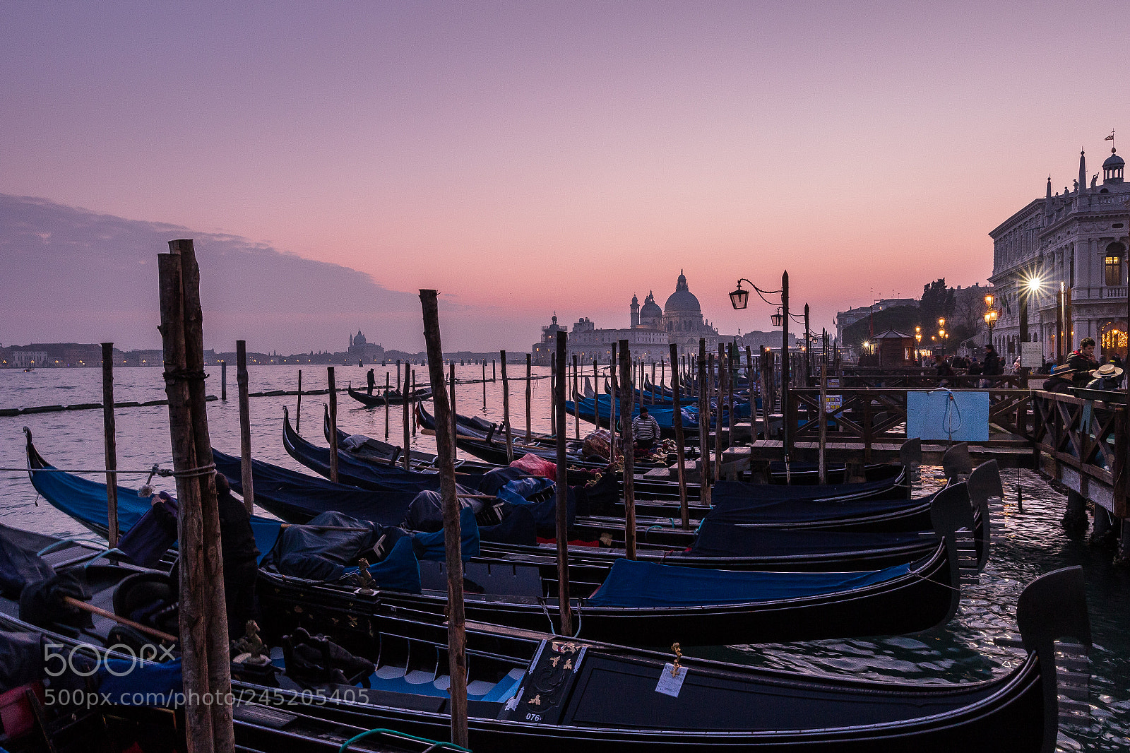 Canon EOS 7D Mark II sample photo. Gondola.jpg photography