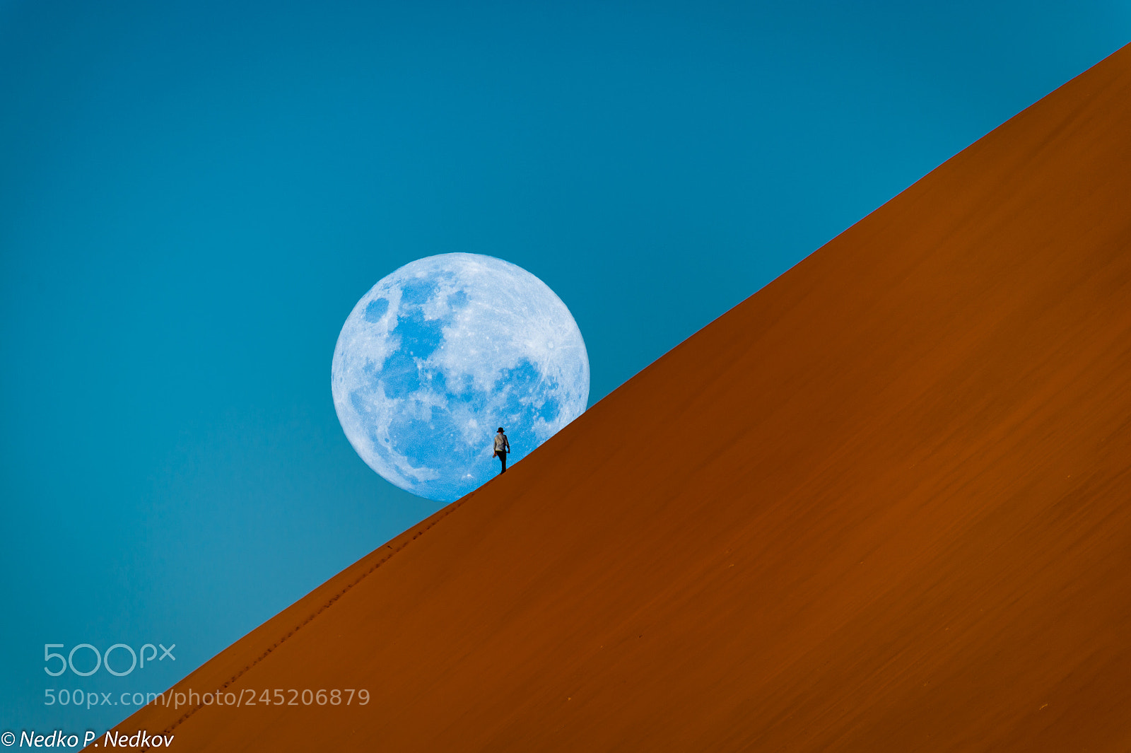 Nikon D4S sample photo. Moon walker photography