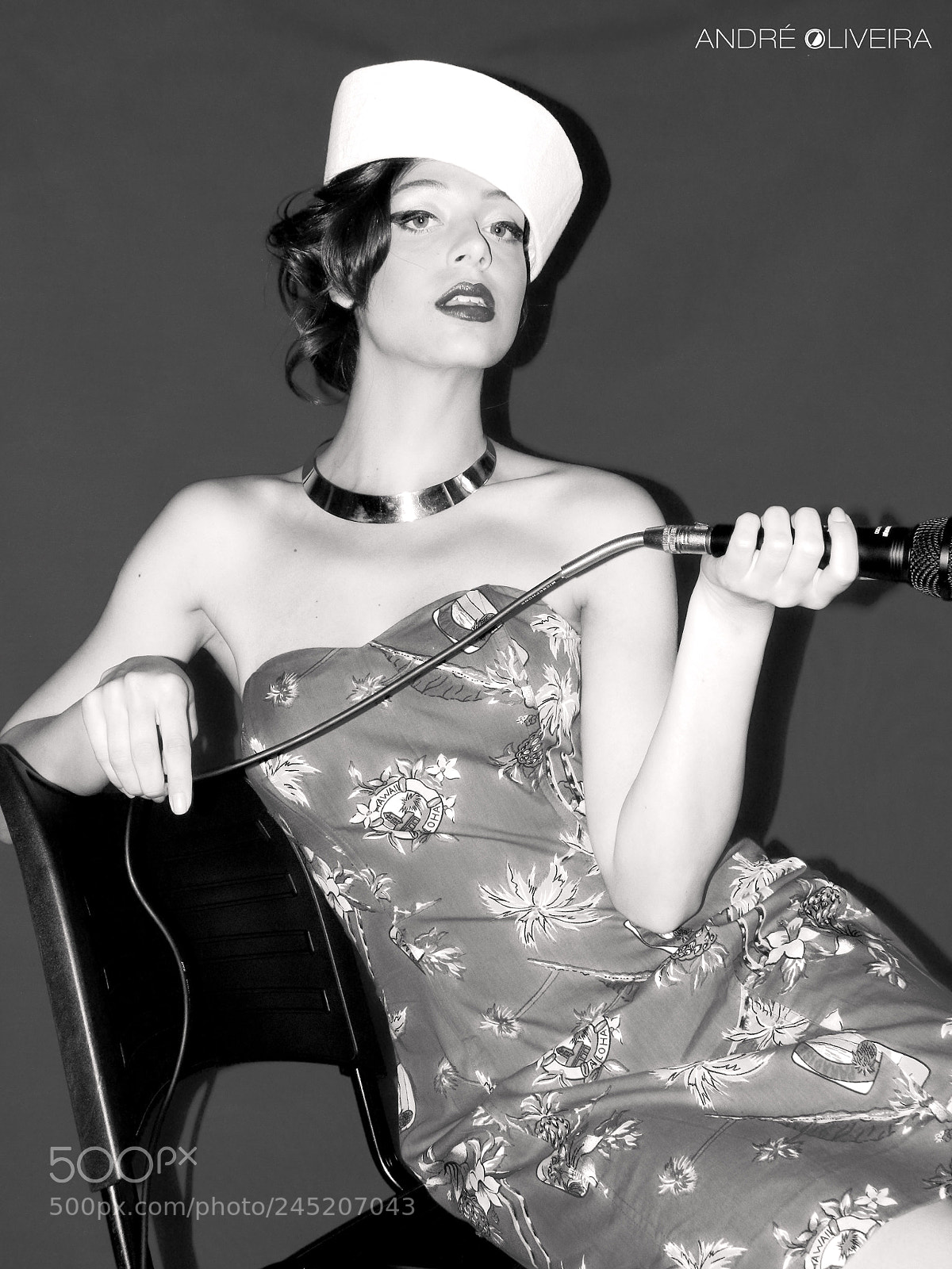 Nikon Coolpix L120 sample photo. Pin up singer photography