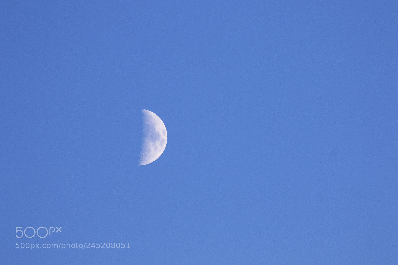 Canon EOS 7D Mark II sample photo. Der mond photography