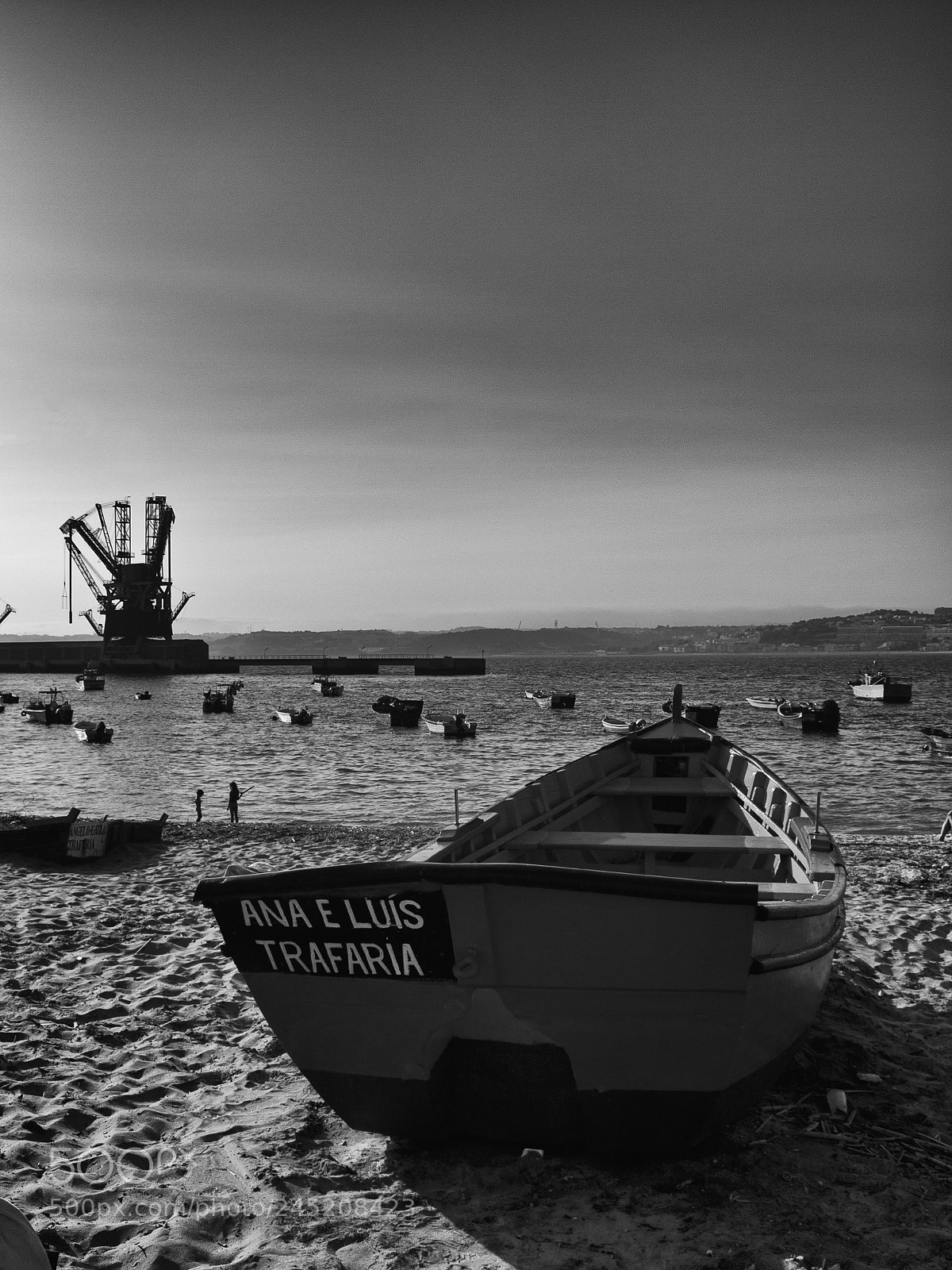 Olympus E-520 (EVOLT E-520) sample photo. My boat's laid up photography