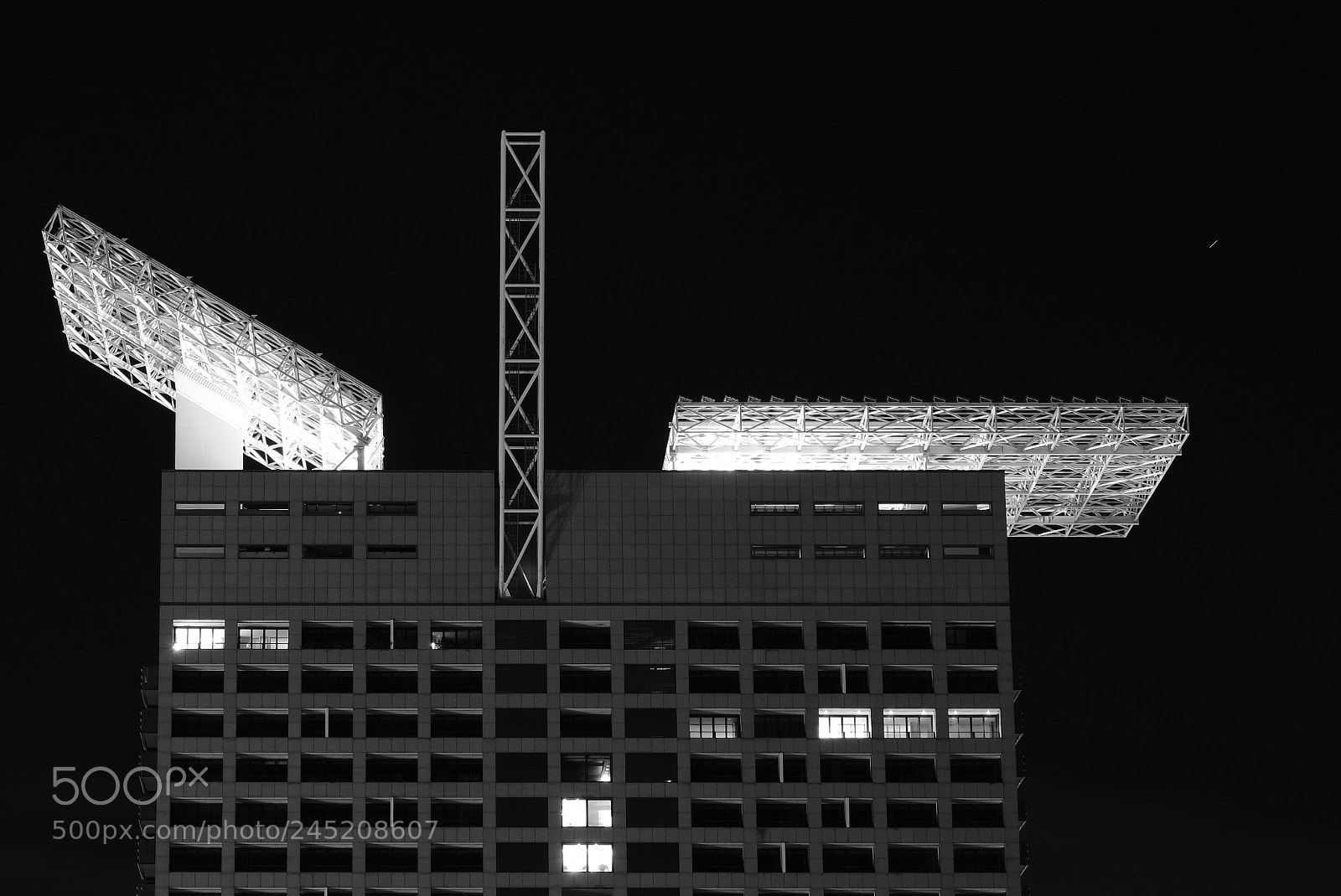 Fujifilm X-T20 sample photo. Eur sky tower photography