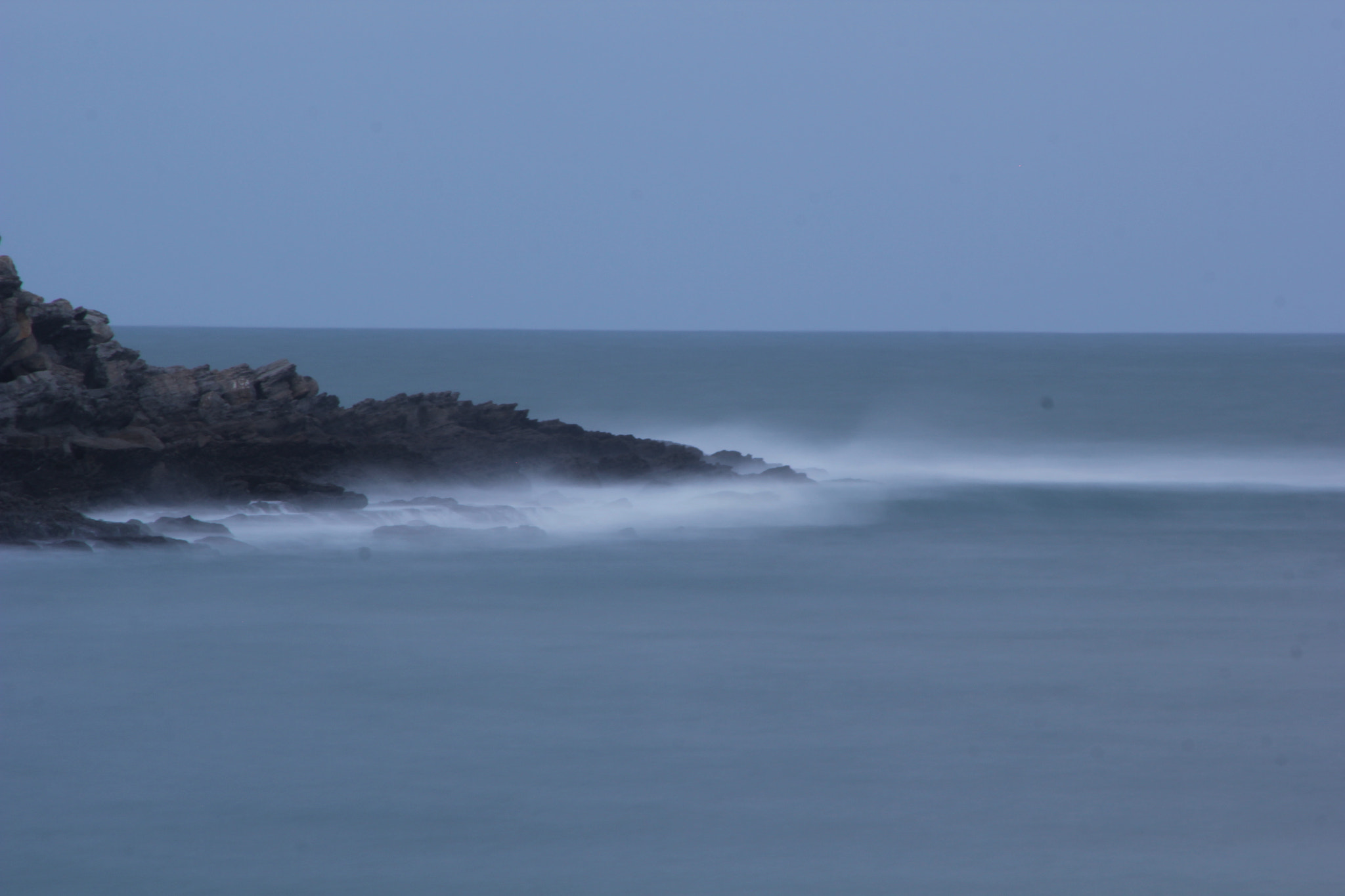 Canon EOS 550D (EOS Rebel T2i / EOS Kiss X4) + EF75-300mm f/4-5.6 sample photo. Cabo menor (longexposure) photography