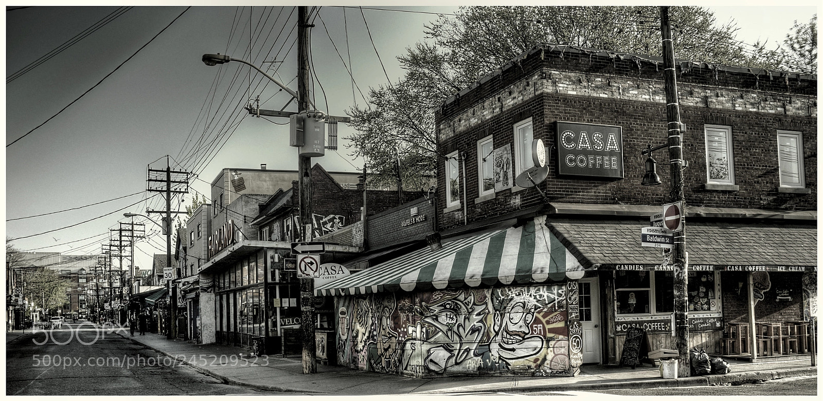 Fujifilm FinePix X100 sample photo. The corner cafe photography