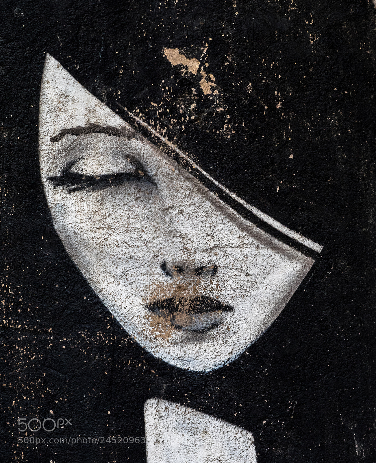 Panasonic Lumix DMC-GX8 sample photo. Fading wall art (valencia) photography