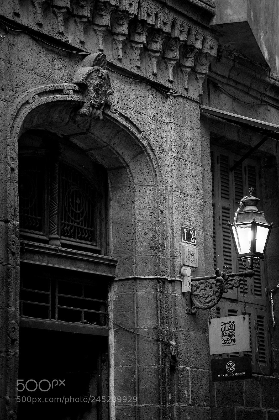 Nikon D90 sample photo. Old entrance photography