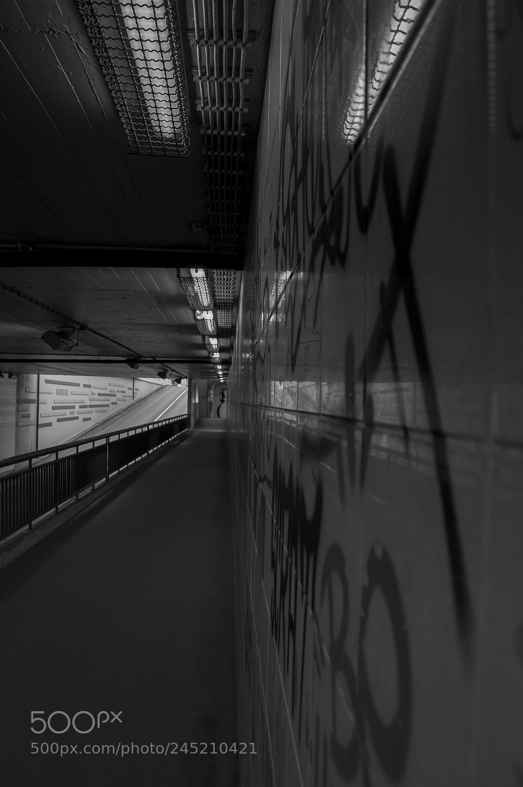 Nikon D3200 sample photo. Túnel photography