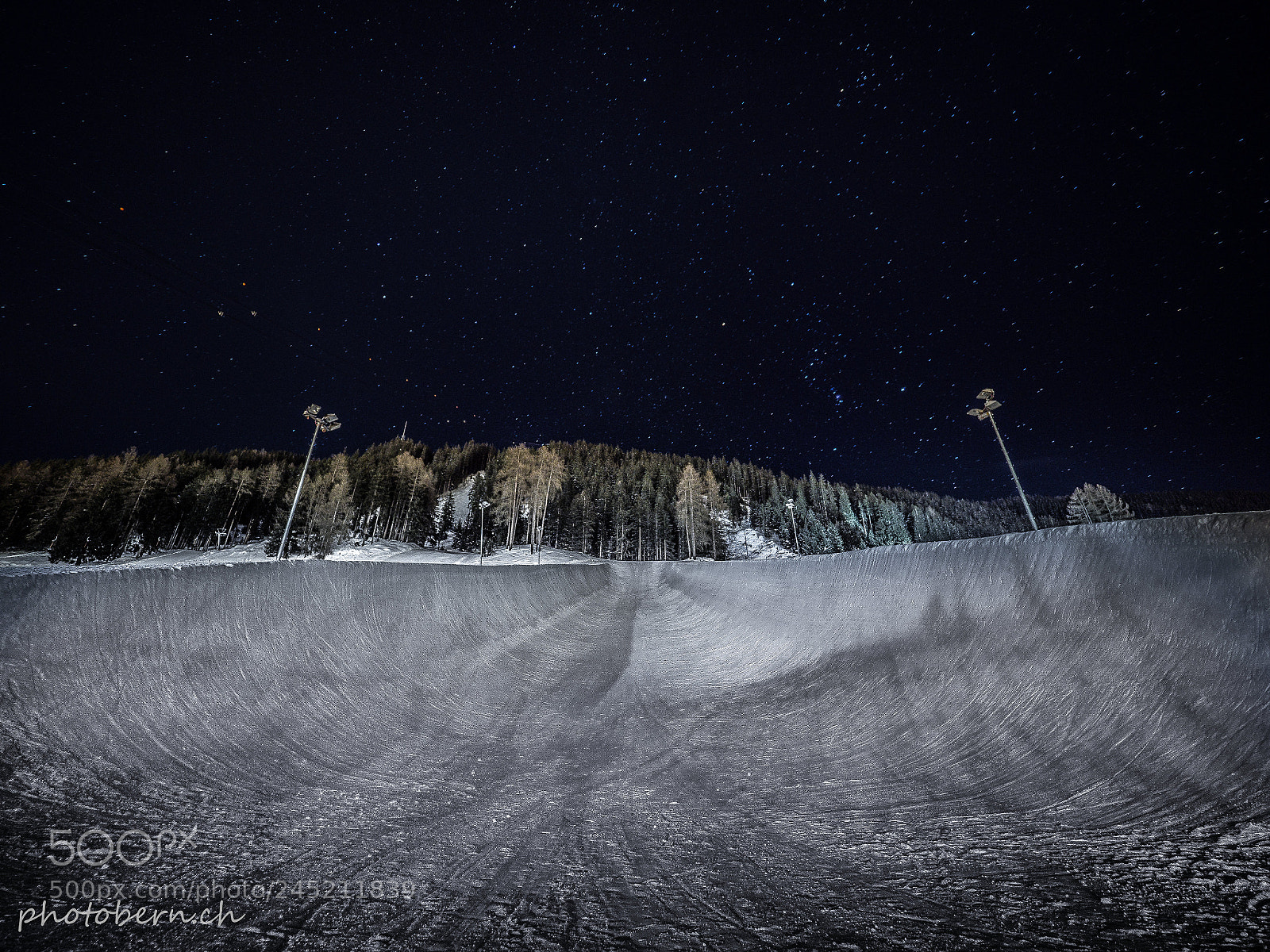 Olympus OM-D E-M1 Mark II sample photo. Halfpipe photography