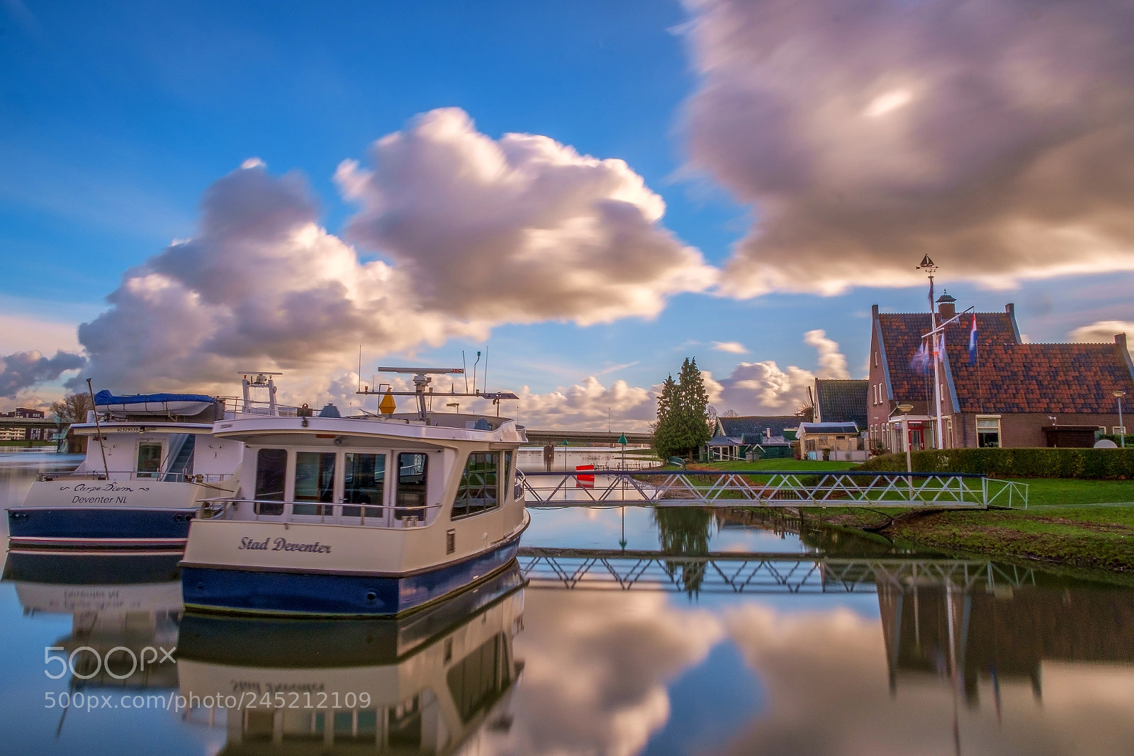Fujifilm X-E1 sample photo. Deventer ijssel long exposure photography