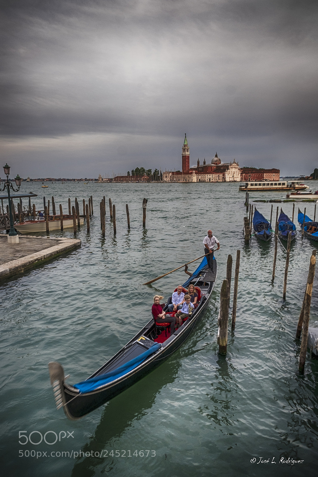 Fujifilm X-T1 sample photo. La gondola photography